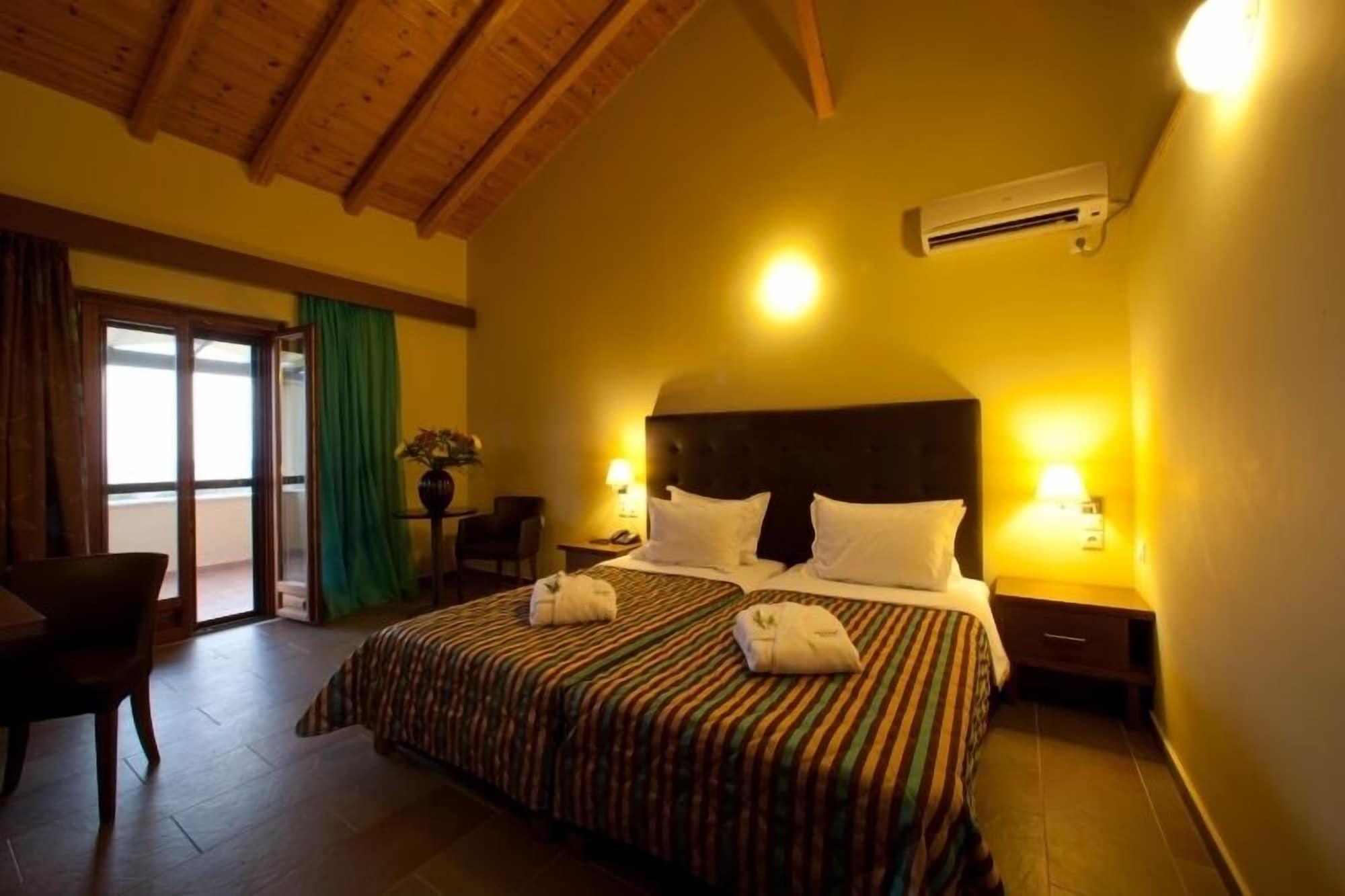 Aktaion Resort Гитион Экстерьер фото