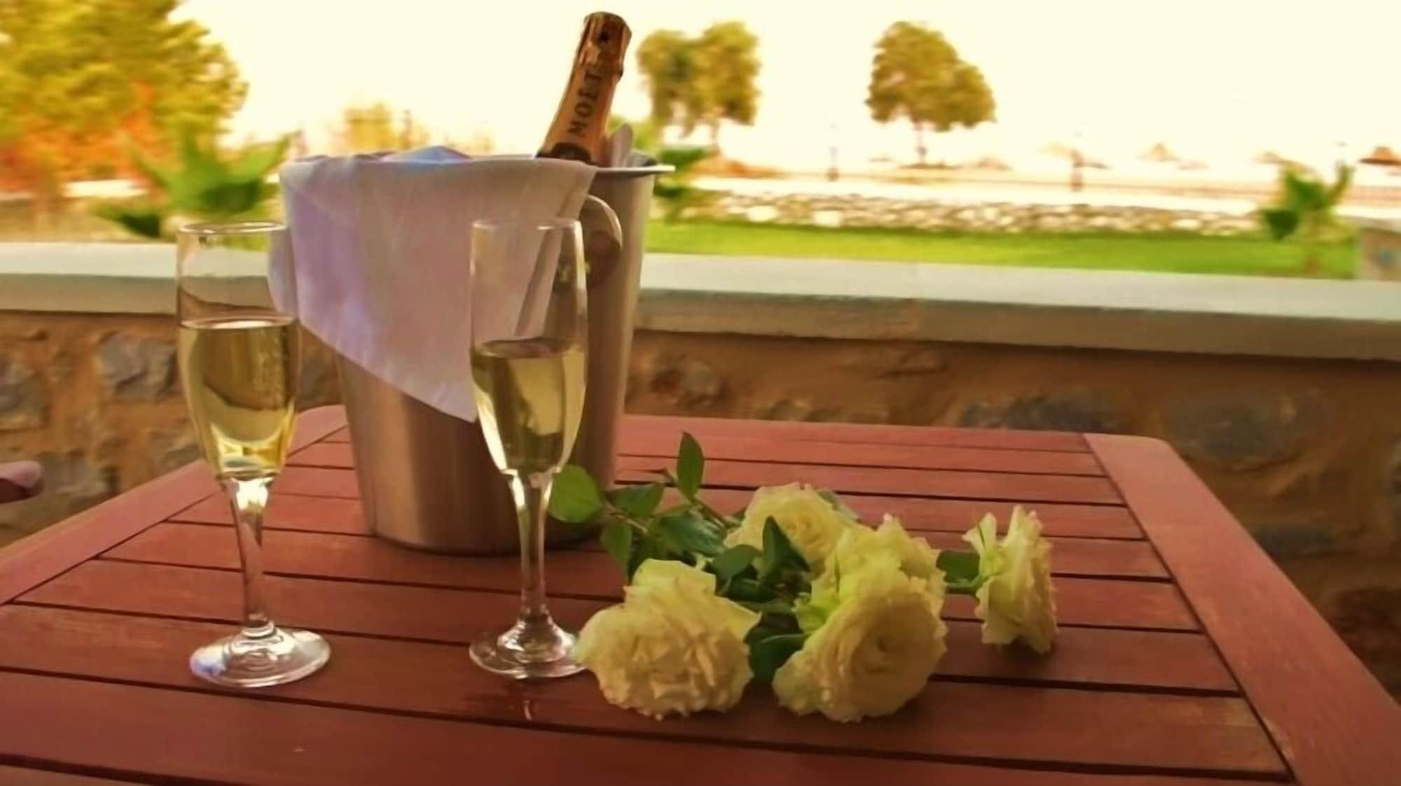 Aktaion Resort Гитион Экстерьер фото